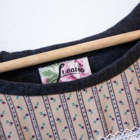 handmade floral shirt - Picture 5 of 5